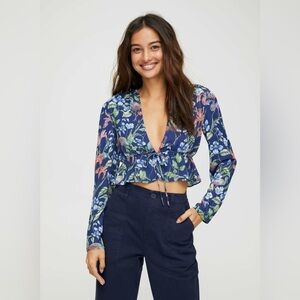 ARITZIA Sunday Best Kimberly Blouse Pure Indigo/Light Blue Medium